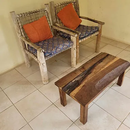 Tanzanit ゲストハウス