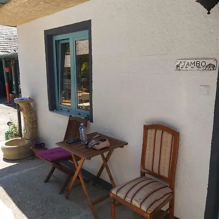 Tanzanit 3* Štúrovo