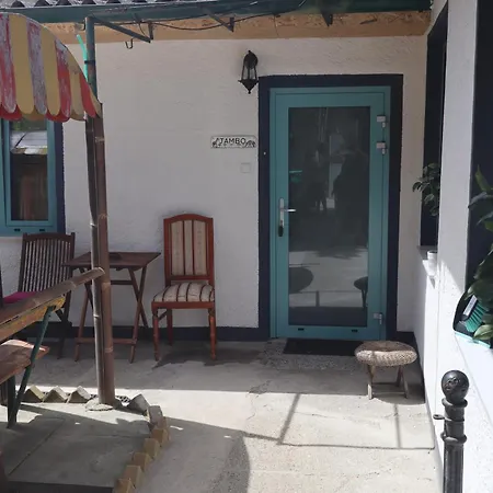 Tanzanit ゲストハウス