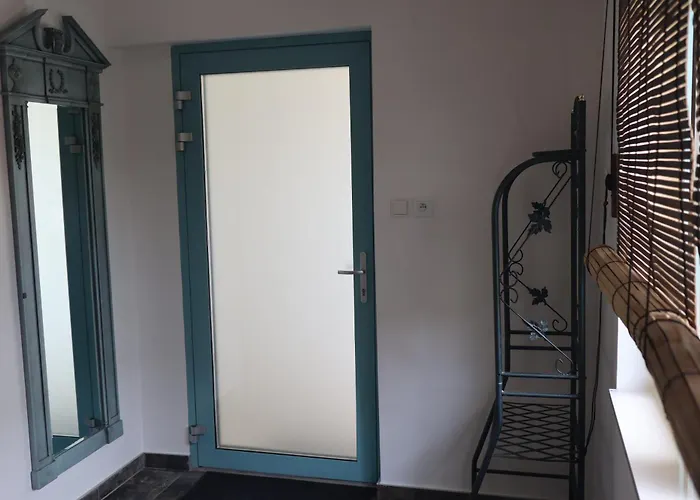 Tanzanit 3* Štúrovo